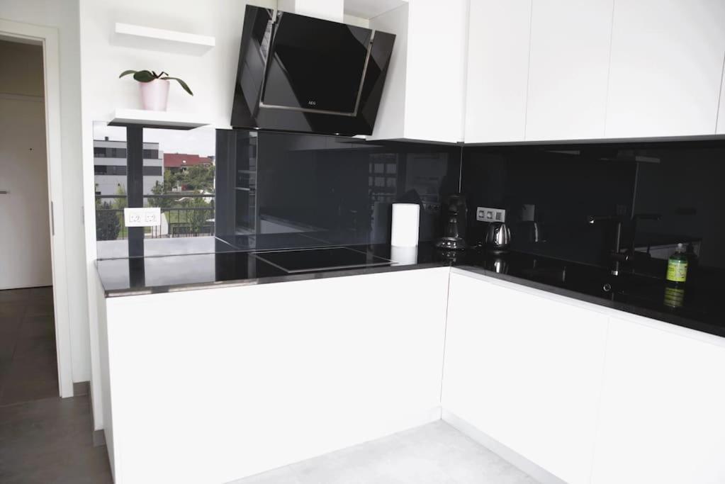 Charming Modern 2 Bedroom Apartment Alzingen Екстериор снимка